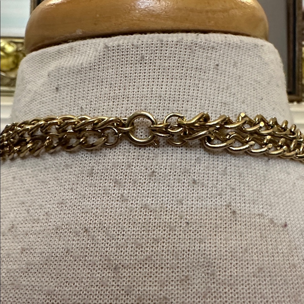 Gold Coin Pendant Necklace - Picture 3 of 3